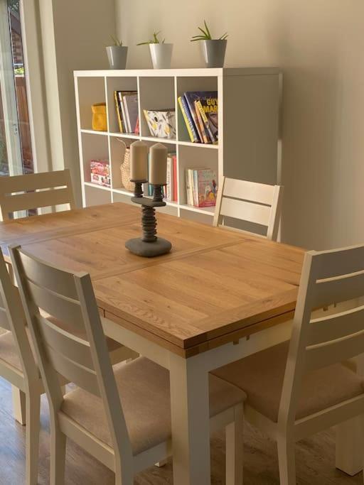 Beautiful 3 Bed Home In The Heart Of New Forest Hordle Exterior foto