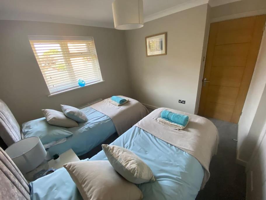 Beautiful 3 Bed Home In The Heart Of New Forest Hordle Exterior foto
